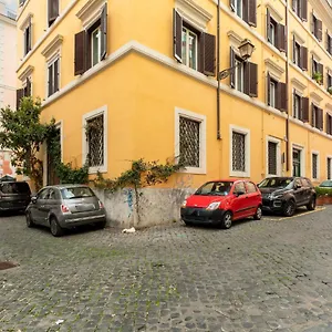  Holiday home Majestic Trastevere Italy